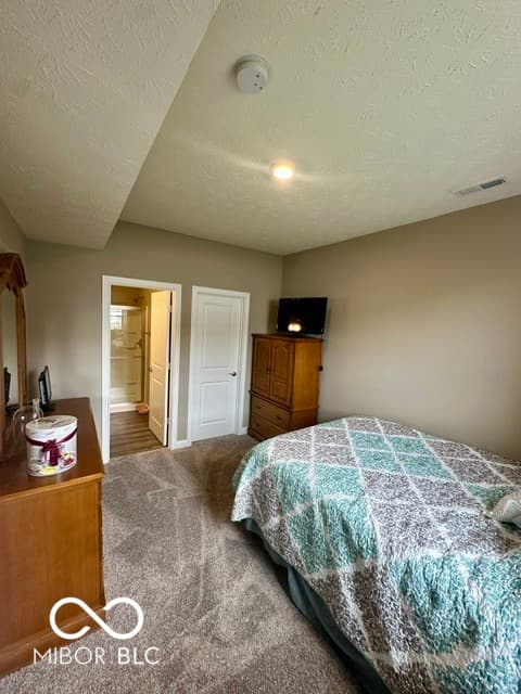 Inlaw — 956 Ridge Rock Lane, Bargersville, IN