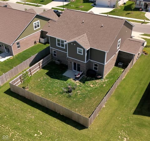 Backyard at 956 Ridge Rock Lane, Bargersville, IN