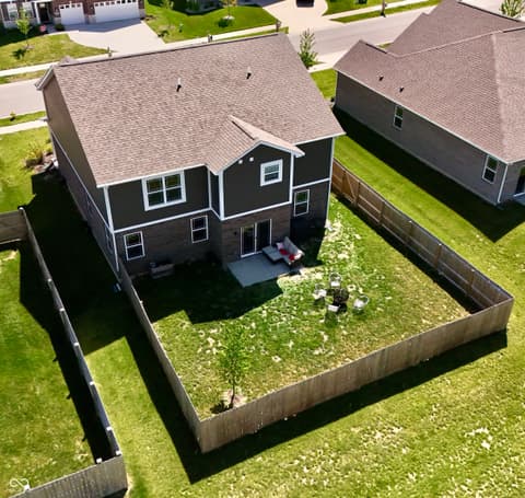 Photo of 956 Ridge Rock Lane, Bargersville, IN
