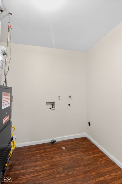 Laundry room at 4130 Mellis Drive, Indianapolis, IN