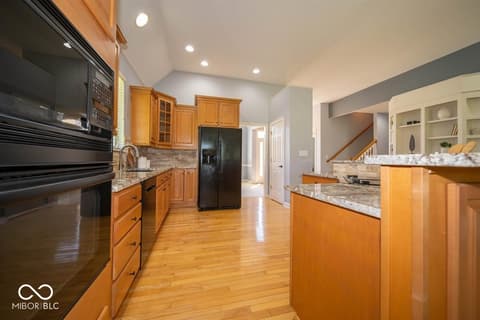 Photo of 10909 Innisbrooke Lane, Fishers, IN