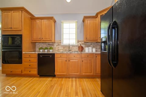 Photo of 10909 Innisbrooke Lane, Fishers, IN