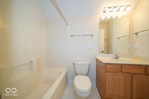 Photo of 10909 Innisbrooke Lane, Fishers, IN