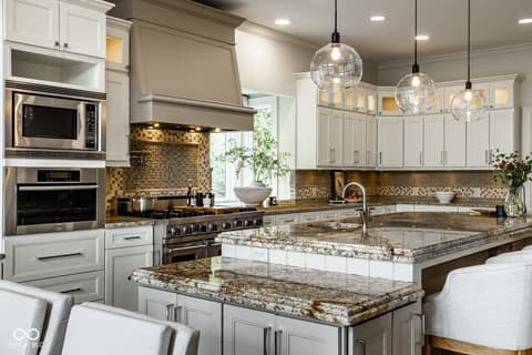 Photo of 7779 Ridge Road, Indianapolis, IN