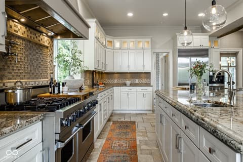 Photo of 7779 Ridge Road, Indianapolis, IN