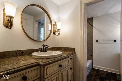 Photo of 7779 Ridge Road, Indianapolis, IN