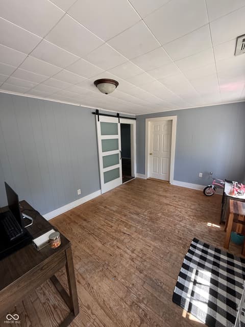 Home office at 7912 N Depot Street, Clifford, IN
