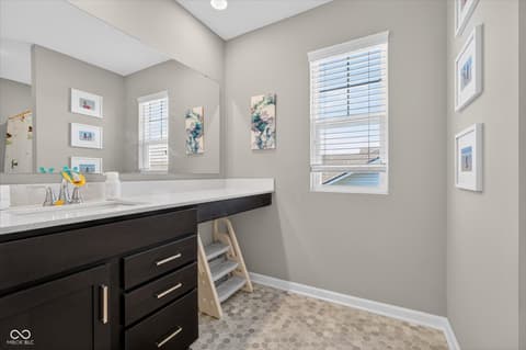 Bedroom at 1573 N Clearwater Drive, Greenfield, IN