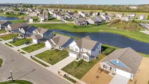 Aerial view at 1573 N Clearwater Drive, Greenfield, IN