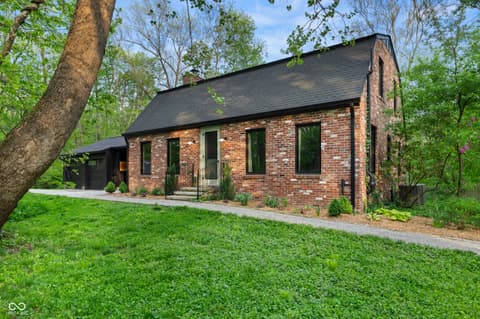 765 Bloor Lane, Zionsville, IN 46077