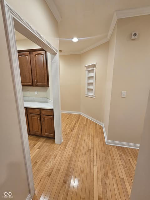 Laundry room at 2845 Bloomsbury N, Greenwood, IN