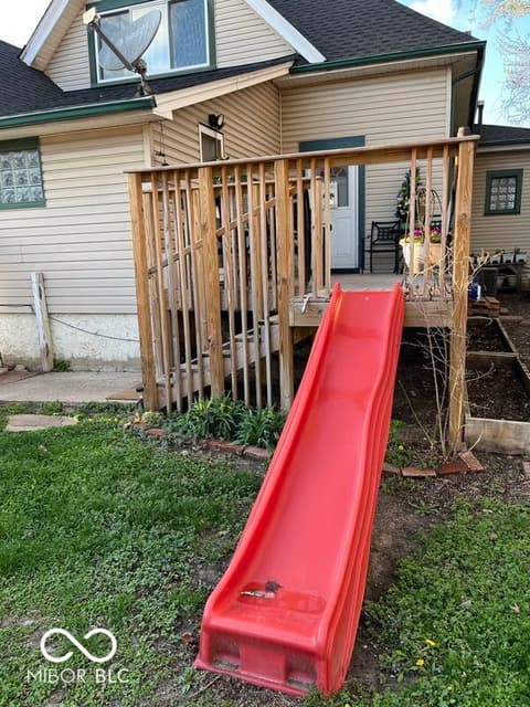 Photo of 459 E Morgan Street, Martinsville, IN