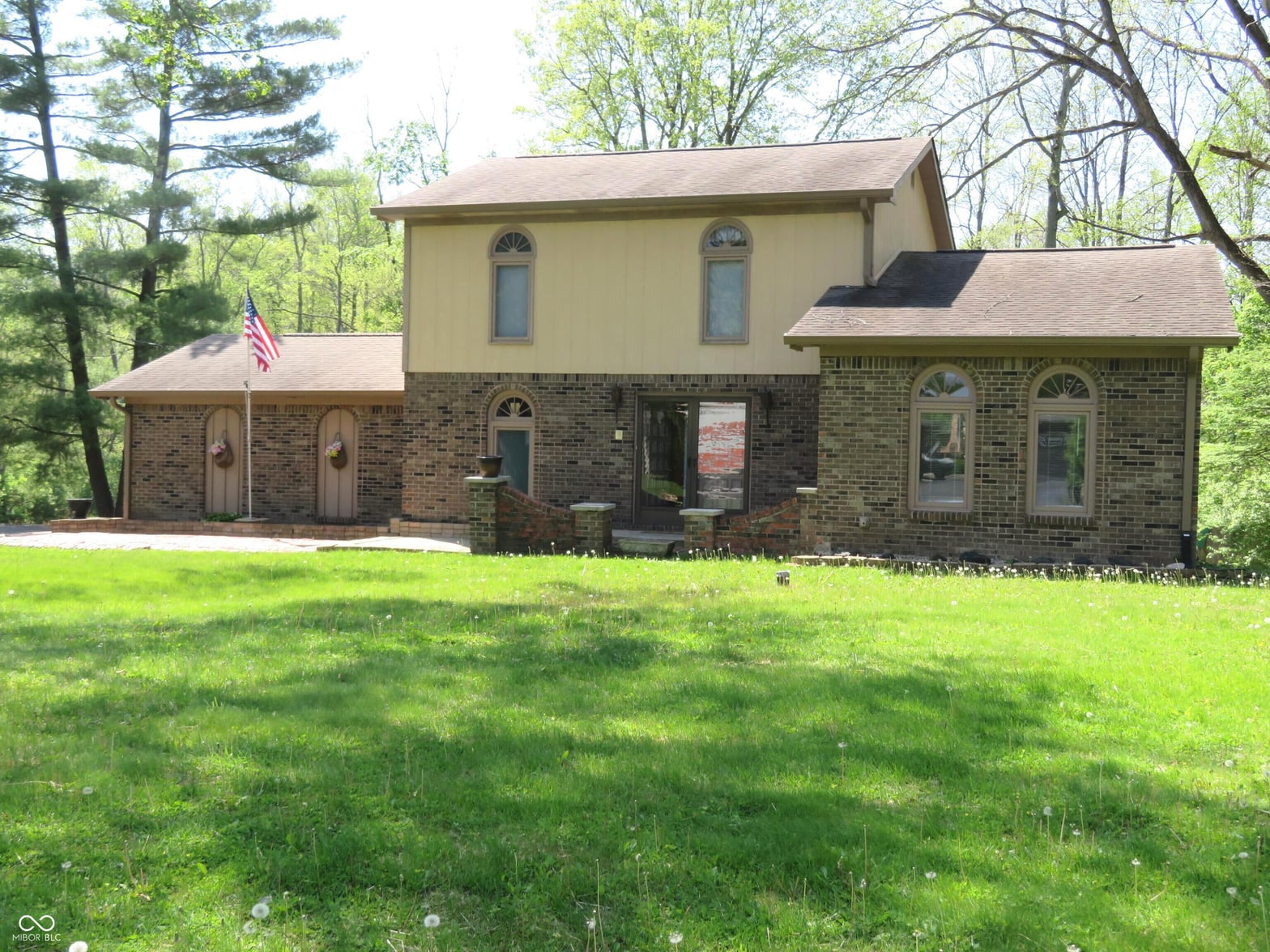 Photo of 3318 Timberbrook Court, Danville, IN