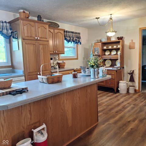 Kitchen at 5810 E County Road 1200 S, Cloverdale, IN