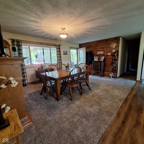 Living room at 5810 E County Road 1200 S, Cloverdale, IN