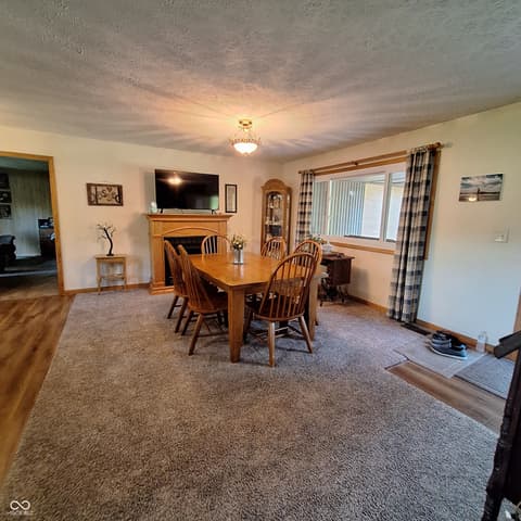 Living room at 5810 E County Road 1200 S, Cloverdale, IN
