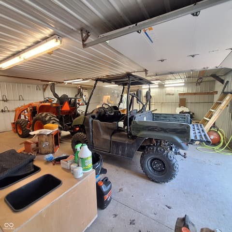 Garage at 5810 E County Road 1200 S, Cloverdale, IN