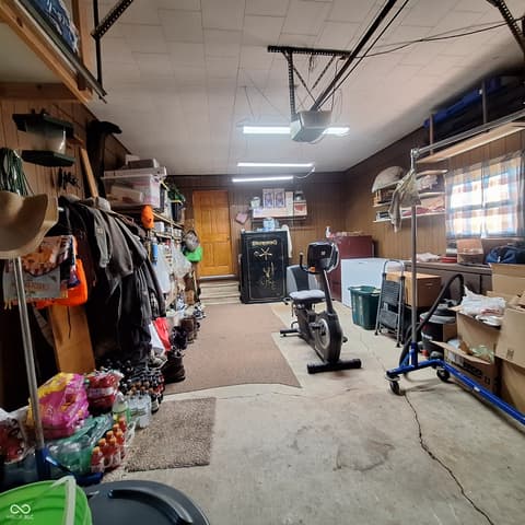 Garage at 5810 E County Road 1200 S, Cloverdale, IN