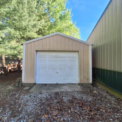 Garage at 5810 E County Road 1200 S, Cloverdale, IN