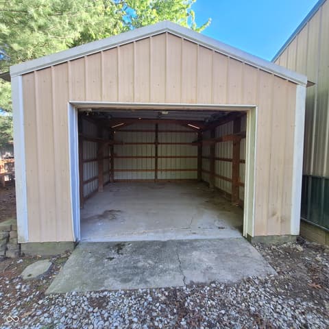 Out Buildings — 5810 E County Road 1200 S, Cloverdale, IN