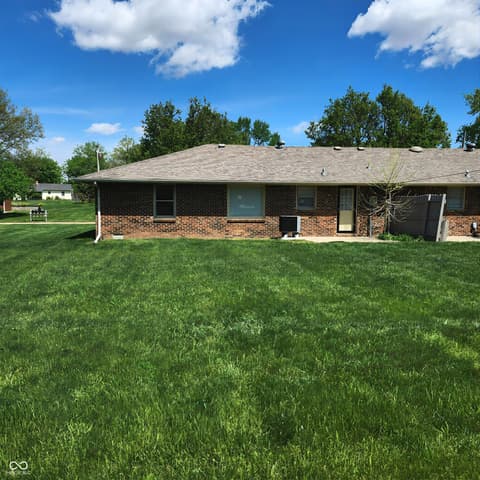 Backyard at 1901 Alhambra Drive, Anderson, IN