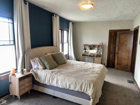 Bedroom at 990 E Vincennes Street, Linton, IN