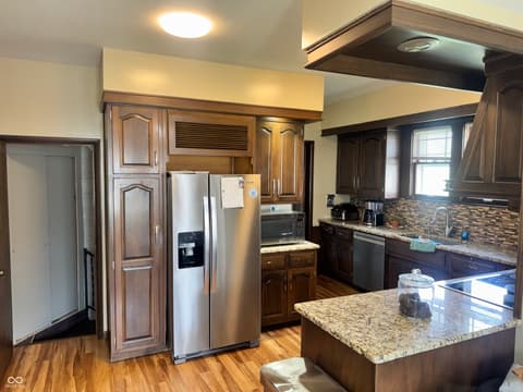 Kitchen at 990 E Vincennes Street, Linton, IN