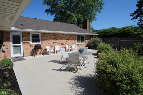 Photo of 36 S Walnut Street, Pittsboro, IN