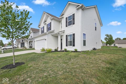 Photo of 1441 Boots Trail, Greenfield, IN
