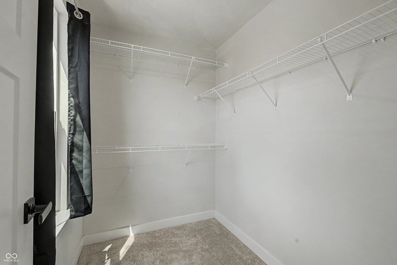 Walk In Closets