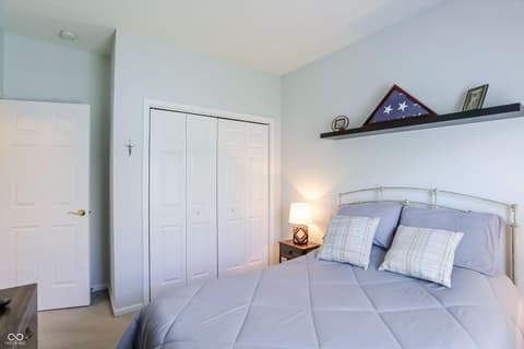 Photo of 823 Daybreak Drive, Avon, IN