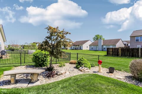 Photo of 823 Daybreak Drive, Avon, IN