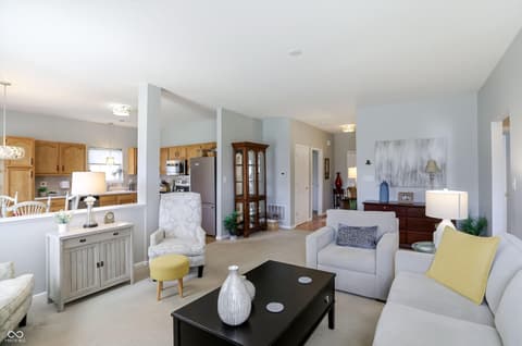 Photo of 823 Daybreak Drive, Avon, IN