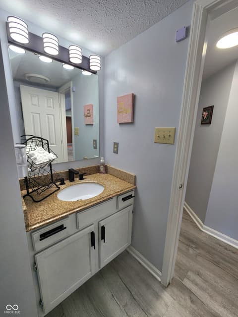 Photo of 6136 Sandcherry Drive, Indianapolis, IN