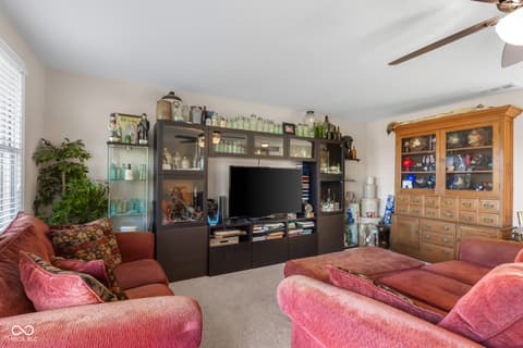 Photo of 11005 N County Road 425 E, Hope, IN