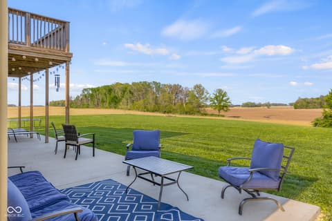 Photo of 11005 N County Road 425 E, Hope, IN