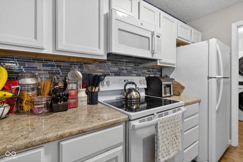 Photo of 8830 Yardley Court, Indianapolis, IN
