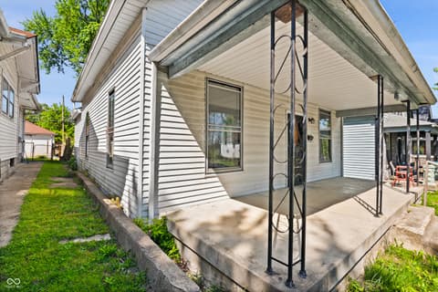 Photo of 962 W 35th Street, Indianapolis, IN