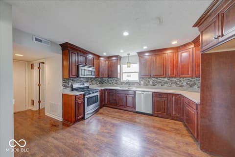 Photo of 10194 Buell Drive, Avon, IN