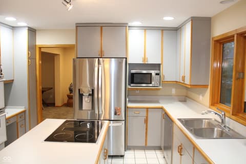 Photo of 7577 Ballinshire S, Indianapolis, IN