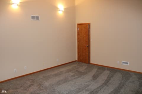 Photo of 7577 Ballinshire S, Indianapolis, IN