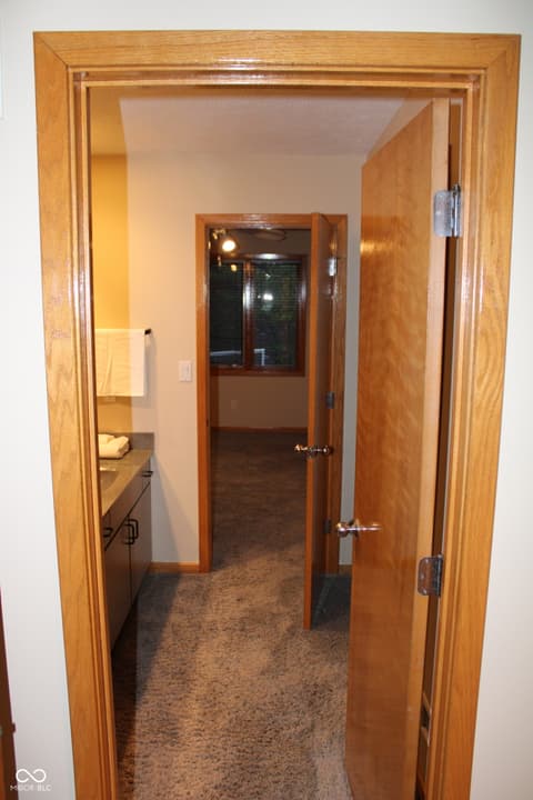 Photo of 7577 Ballinshire S, Indianapolis, IN