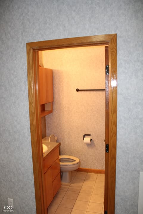 Photo of 7577 Ballinshire S, Indianapolis, IN