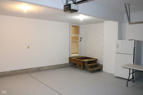 Photo of 7577 Ballinshire S, Indianapolis, IN