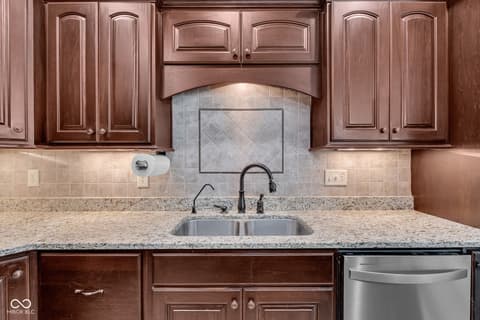 Photo of 5666 Augusta Woods Drive, Plainfield, IN