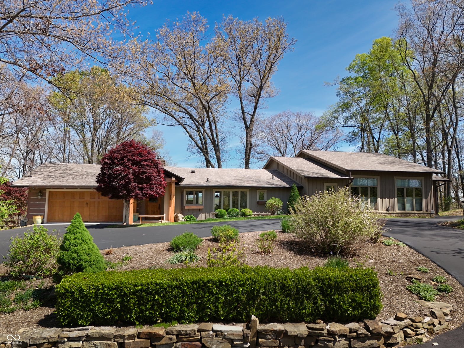 Photo of 488 Town Hill Road E, Nashville, IN
