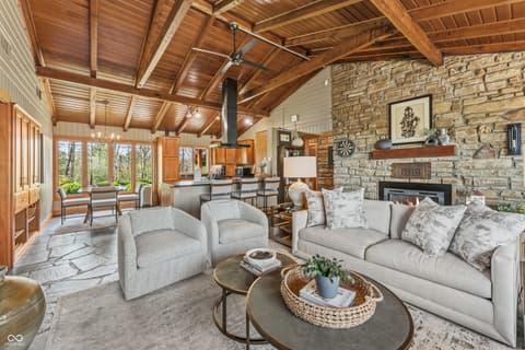 Photo of 488 Town Hill Road E, Nashville, IN