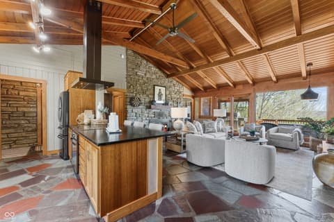 Photo of 488 Town Hill Road E, Nashville, IN