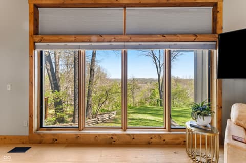 Photo of 488 Town Hill Road E, Nashville, IN