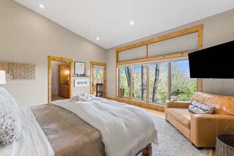 Photo of 488 Town Hill Road E, Nashville, IN